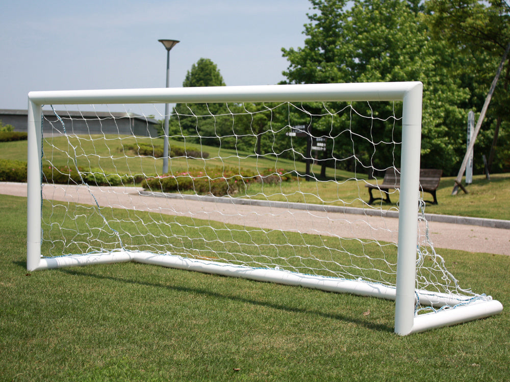 サッカーゴールの選び方【玄人目線】人気のミニゴール、組立式、本格