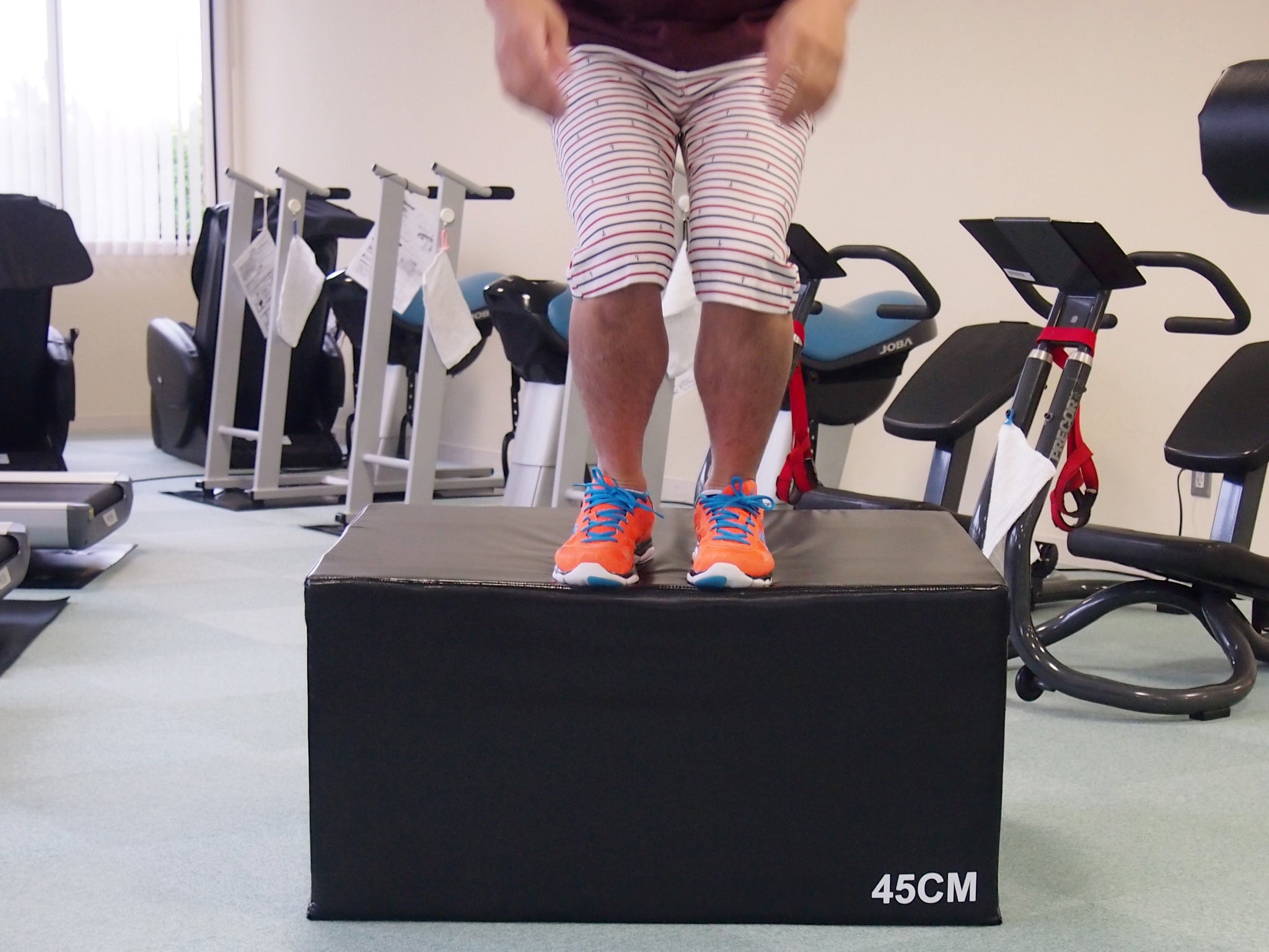 jump-box-02_2048x.jpg?v=1632985172