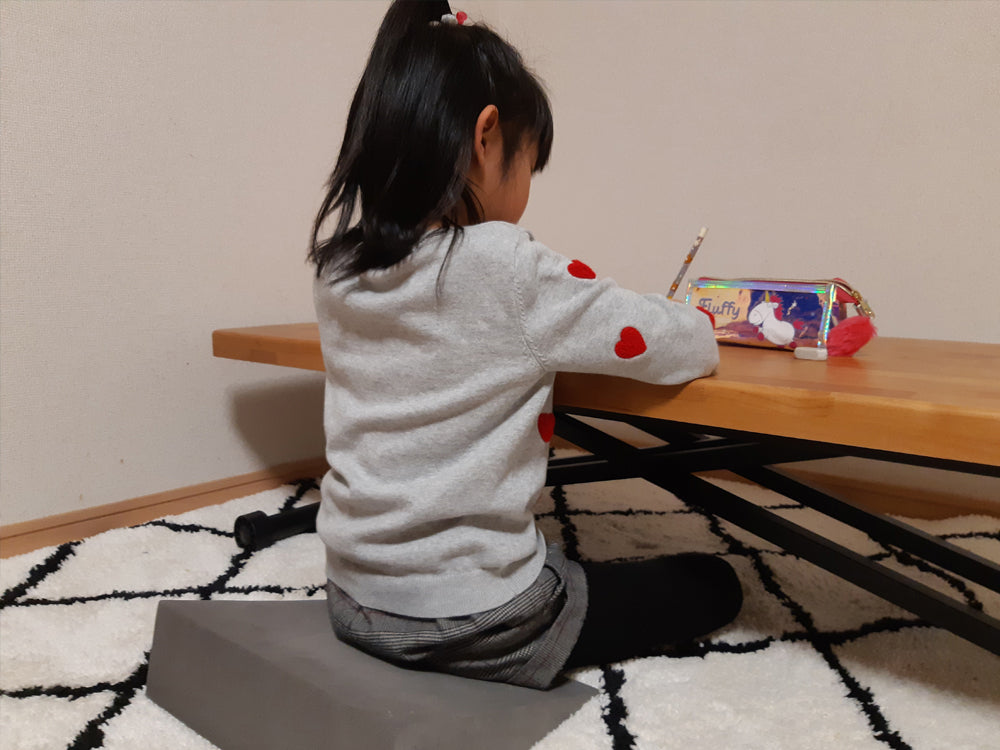 Zenフォーム 子供 勉強 姿勢